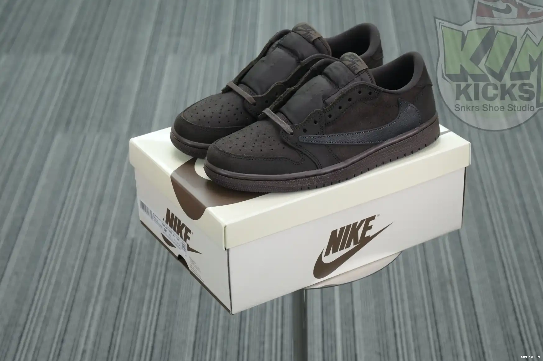 1 Jordan Brown” Jordan x Kimikick Scott OG“Velvet Air Low Travis 0811